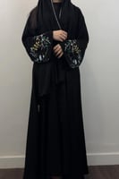 عبايه (N43) شك ورد