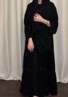 عبايه (N80) شك عنابي طبقات