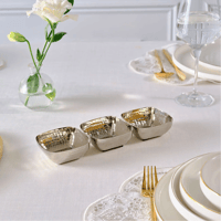 صحن مكسرات مقسم New Year