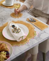 طقم مفارش سفرة مطرز Orange Garden