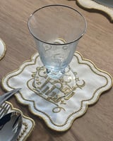 طقم مفارش سفرة مطرز - رمضان مبارك (تطريز لون ذهبي)