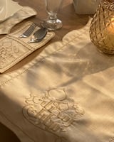 طقم مفارش سفرة مطرز - رمضان مبارك (تطريز لون كريمي...