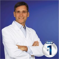 فرشاة أسنان برو فليكس للتبييض 1+1 مجاناً Oral-B