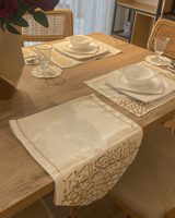 طقم مفارش سفرة مطرز - مبارك عليكم الشهر (تطريز لون...