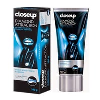 معجون أسنان للتبييض دايموند اتراكشن Closeup