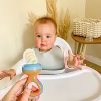 مصفاة الفواكه للأطفال Nuby