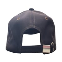 كاب براند بني غامق قصة قصيرة