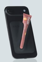 حامل مغناطيسي لمرطب الشفاه هايلي رود من RHODE