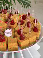 صينيه قطع كيك عسل