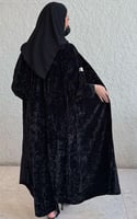 عباية مخمل