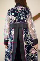 جلابية مخمل قطعتين بإضافة تل مطرز وموديل فتحة في ا...