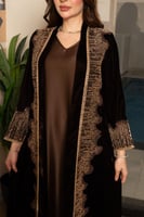 جلابية مخمل قطعتين بكلفة مطرزة