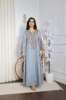 جلابية لينن واقف مطرزة بالكامل مع إضافة كرستال وتط...