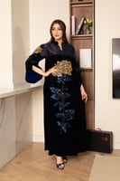 جلابية مخمل ممزوجة بخامة التفتة في الصدر وتطريز من...