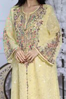 جلابية لينن واقف مطرزة بالكامل مع إضافة كرستال وتط...