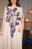 جلابية جوجيت فراشة بكلفة مطرزة من الامام