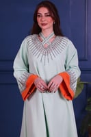 اخضر زيتوني