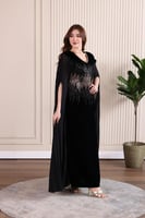 جلابية مخمل مطرزة بالترتر بإضافة خامة الجورجيت