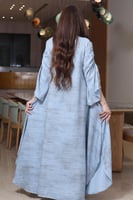 جلابية بتطريز شك يودي في الصدر