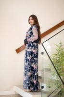 جلابية مخمل قطعتين بإضافة تل مطرز وموديل فتحة في ا...