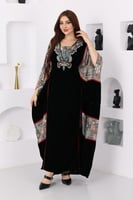 جلابية مخمل فراشة بتطريز شك يدوي في الصدر ممزوجة ب...