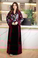 جلابية مخمل ممزوجة بخامة اللنن والترتر المورد