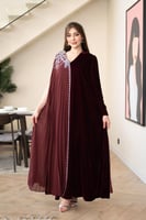 جلابية مخمل بتدخيلة الجورجيت كلوش وتطريز في الكتف