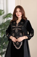 جلابية مخمل ممزوجة بخامة الشانتون في الجوانب وكلفة...