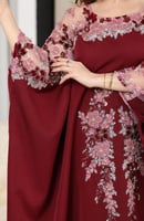 عودي بتطريز لحمي