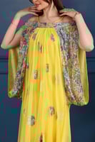 فستان تل بأكمام واسعه من الترتر