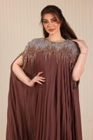 جلابية كسرات بخامة الجورجيت وتطريز في الصدر