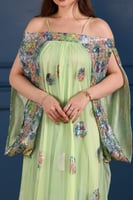 فستان تل بأكمام واسعه من الترتر