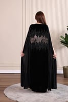 جلابية مخمل مطرزة بالترتر بإضافة خامة الجورجيت