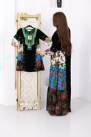 جلابية مخمل بناتية بتطريز عسيري وتداخل الكلفة الجن...