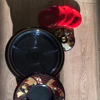 صحن بلاستيك مقسم اصدار قديم مخزن