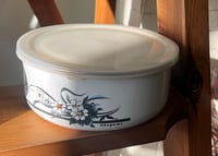 وعاء تخزين معدن فنتج - مع غطاء بلاستيك