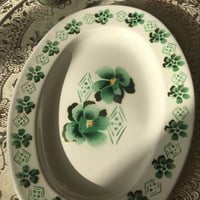 صحن بيضاوي - غضار