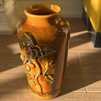 فازة خزف ، فنتج ونادرة