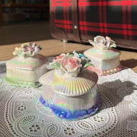 تحفة وعلبة فنتج