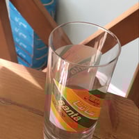 كاسات فنتج من اهداءات كعكي كولا