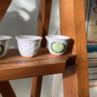 فنجال فنتج | يحمل شعار " سيفين ونخلة " ختم صيني اح...