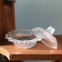 زجاجية فنتج صناعة ايطالية