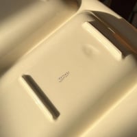 صحن خزف مقسّم فنتج ونادر | صناعة يابانية