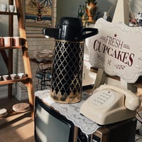 ترمس ياباني عتيق بقاعدة متحركة | ماركة غلوريا