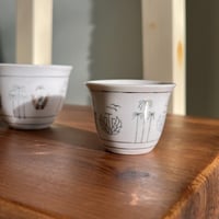 فناجيل عتيقة | ختم صيني أحمر