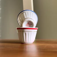 فناجيل عتيقة | ختم صيني احمر