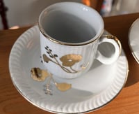 كوب فنتج بتوريد ونقش ذهبي