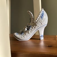 تحفة فنتج | شكل حذاء