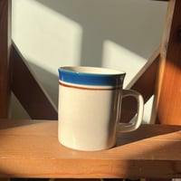 Mug “ كوب ياباني فنتج من الخزف الحجري (Stoneware)...