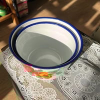 وعاء غضار فنتج ختم السنبلة